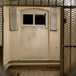 Prison, détenus et confiscation de l'espace temps